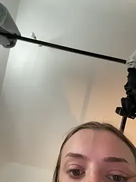 dinexzsummer – webcam model profile photo Image 2