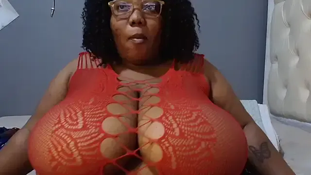 Sexy-Milla – webcam model profile photo Image 7