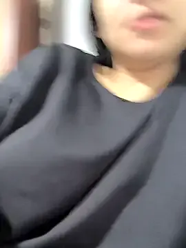 Aome_01 – webcam model profile photo Image 5