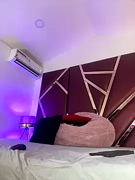 Gold_digger____ – webcam model profile photo Image 17