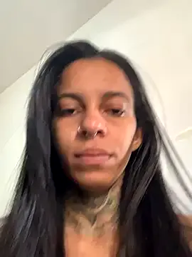 dovia – webcam model profile photo Image 18