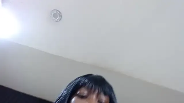 mrsbellanova – webcam model profile photo Image 9