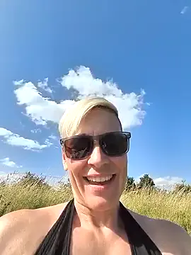 DarleenHot Image 12