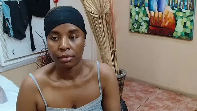 Sexy-Milla – webcam model profile photo Image 4