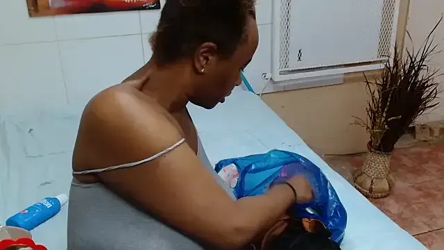 Sexy-Milla – webcam model profile photo Image 5