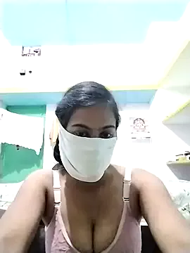 desiqueensneha Image 2