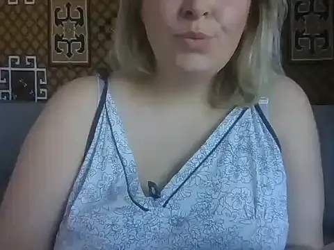 JuicyFruits93 – webcam model profile photo Image 19