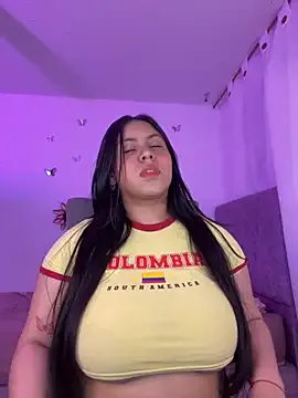 husa_Malikaa – webcam model profile photo Image 9