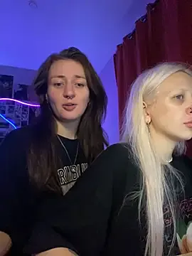 MiaWhitePink_ – webcam model profile photo Image 12