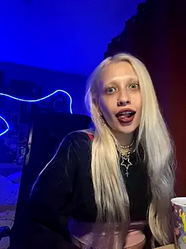 MiaWhitePink_ – webcam model profile photo Image 13