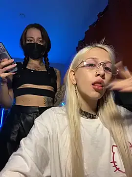 MiaWhitePink_ – webcam model profile photo Image 15