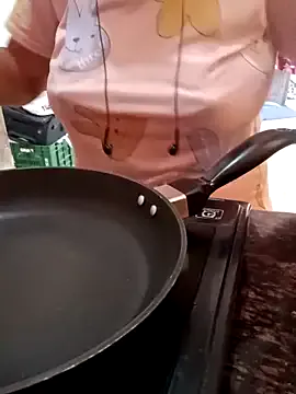 Rinamay_ – webcam model profile photo Image 18