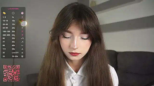 hotfallingdevil – webcam model profile photo Image 6