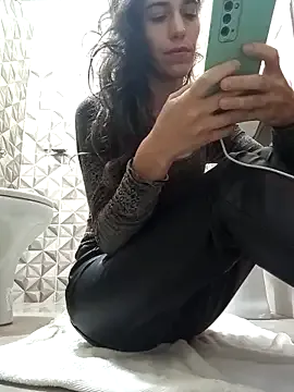 DyamondNaughty Image 7