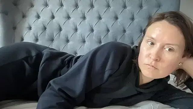 queen_kitty1818 – webcam model profile photo Image 19