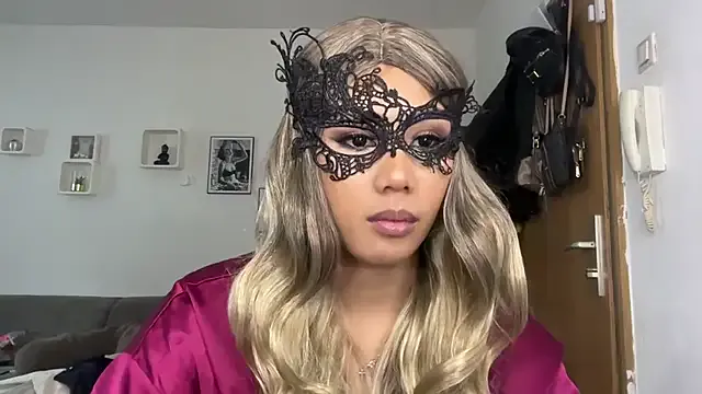 SassyWildCouple – webcam model profile photo Image 7