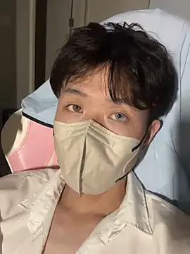 queenelia – webcam model profile photo Image 14