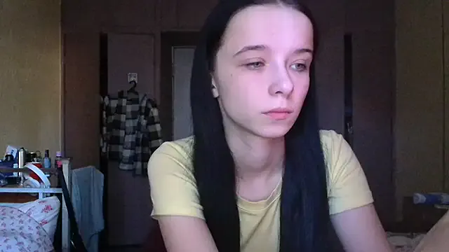 Emilia_Light – webcam model profile photo