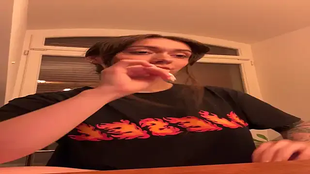 SherlynBhabhi – webcam model profile photo Image 17