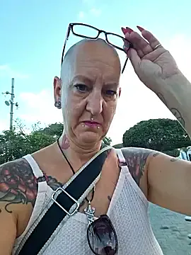 Cute_Sexy_Teacher_69 – webcam model profile photo Image 18