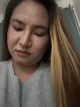 queen_kitty1818 – webcam model profile photo Image 12