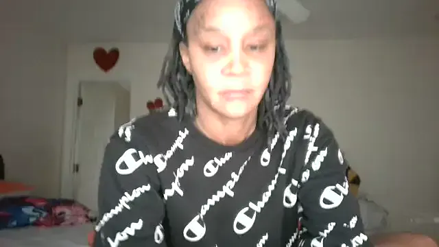 MaddisonHaas – webcam model profile photo Image 12