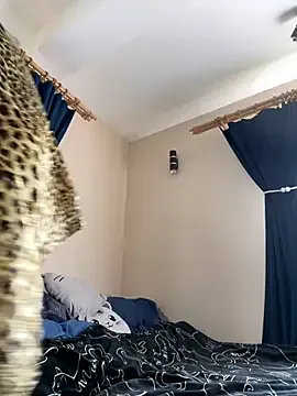 EvaRoss_ Image 2