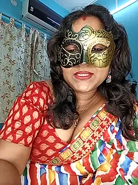 Simone_Miller – webcam model profile photo Image 3