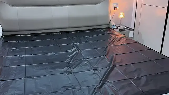 SerrenaAa – webcam model profile photo Image 17