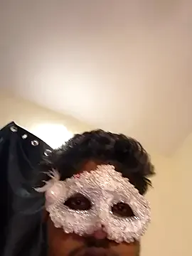 AureliaDoux – webcam model profile photo Image 8