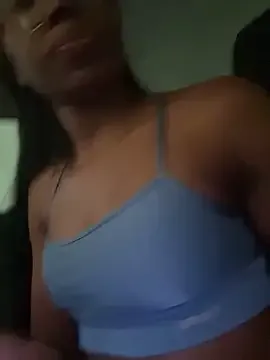 DollyTall – webcam model profile photo Image 2