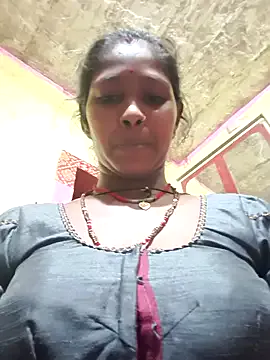 alana15 – webcam model profile photo Image 10