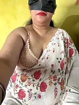 ami_katana – webcam model profile photo Image 3