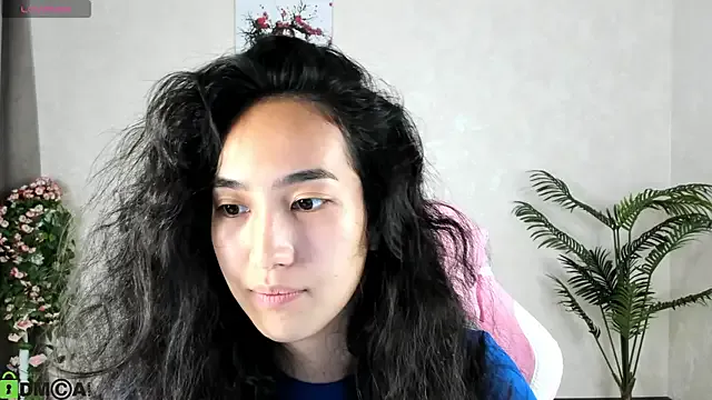 sanu_07 – webcam model profile photo Image 15