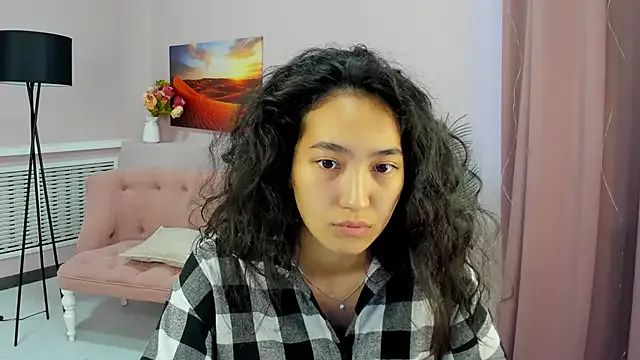 sanu_07 – webcam model profile photo Image 4