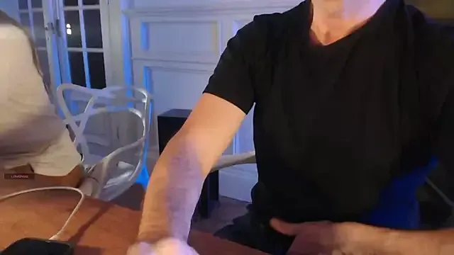LukeLouHarvey – webcam model profile photo Image 11