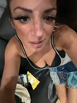 hot_wife_35 – webcam model profile photo Image 8