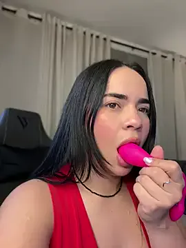 mjolnirinyou – webcam model profile photo Image 6