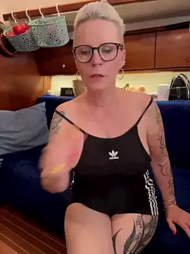 German_Milf Image 14