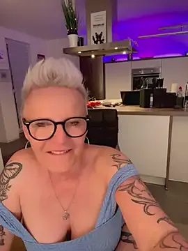 German_Milf Image 6