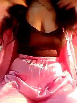 ultima_ma18 – webcam model profile photo Image 6
