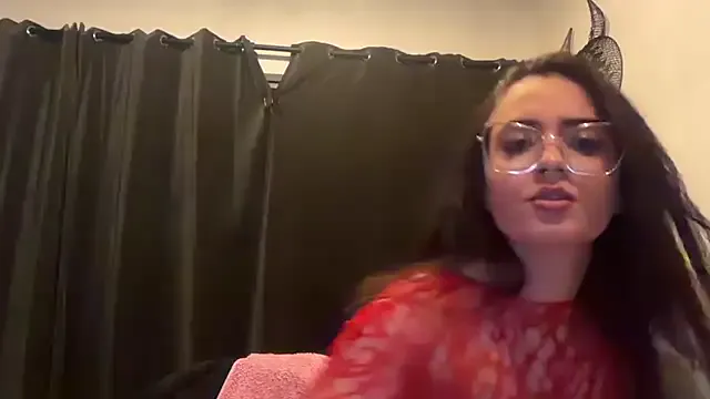 liaglamour – webcam model profile photo Image 14