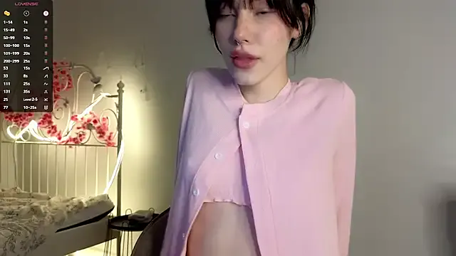 ThirstygirlCeCe – webcam model profile photo Image 17