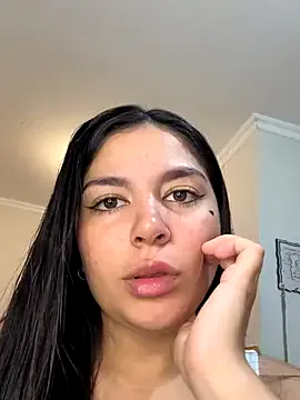 HannaXLove – webcam model profile photo Image 10