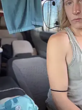 honey_sunshine – webcam model profile photo Image 5