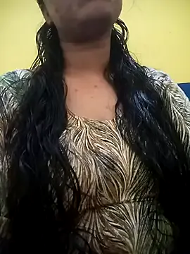 ceceliapidcock – webcam model profile photo Image 7