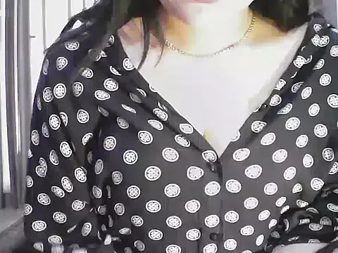 yesonee – webcam model profile photo Image 10
