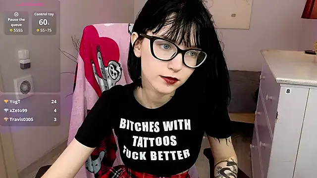 Micky_Muffin – webcam model profile photo Image 16