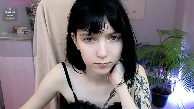 Micky_Muffin – webcam model profile photo Image 8
