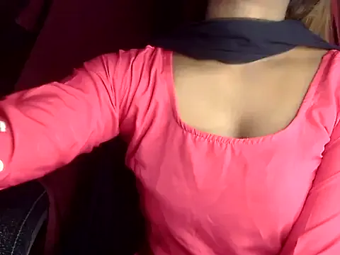 Kristyqueen – webcam model profile photo Image 15